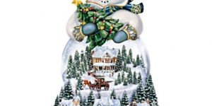 Collecting Thomas Kinkade Snow Globes